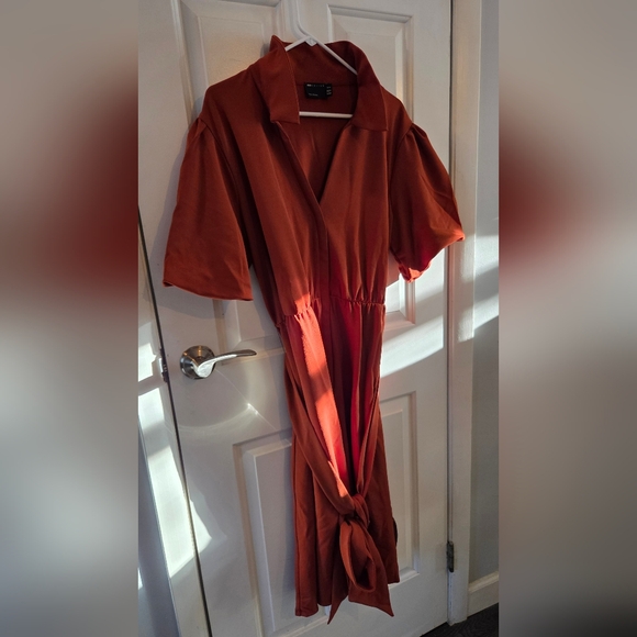 ASOS Long Sleeve Rust Dress - Picture 5 of 6